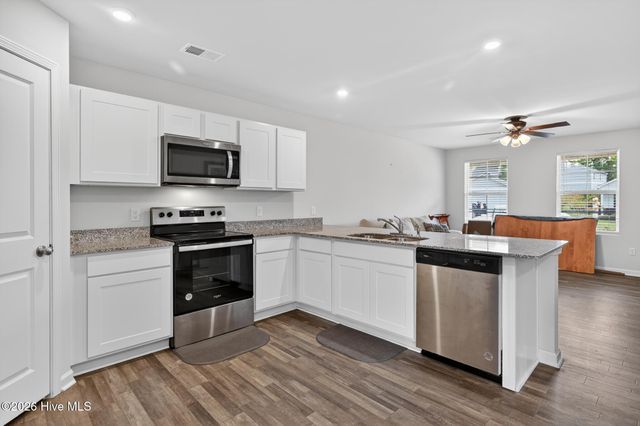 2532 Provence Drive SE, Bolivia, NC 28422
