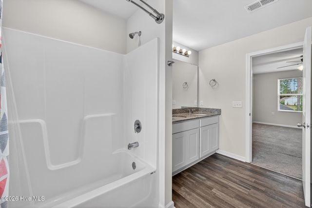 2532 Provence Drive SE, Bolivia, NC 28422