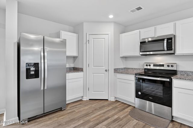 2532 Provence Drive SE, Bolivia, NC 28422