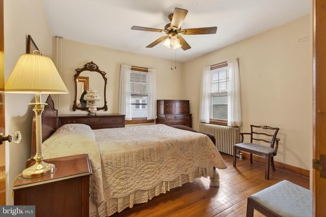 230 W HOWARD AVE, Coaldale, PA 18218