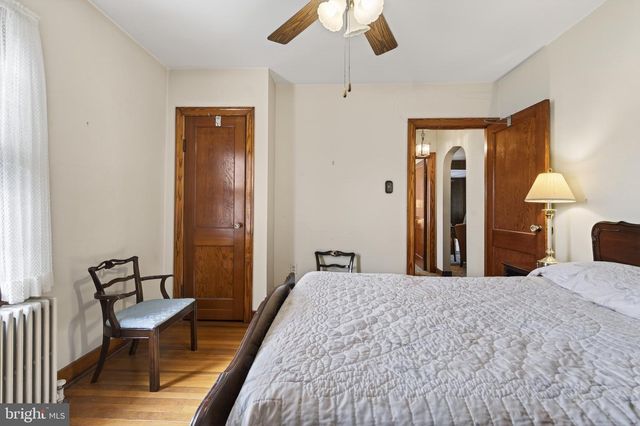 230 W HOWARD AVE, Coaldale, PA 18218