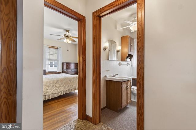 230 W HOWARD AVE, Coaldale, PA 18218