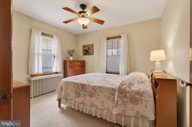 230 W HOWARD AVE, Coaldale, PA 18218