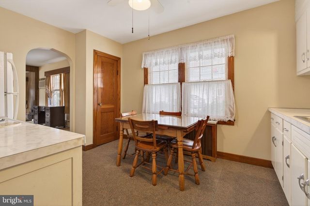 230 W HOWARD AVE, Coaldale, PA 18218