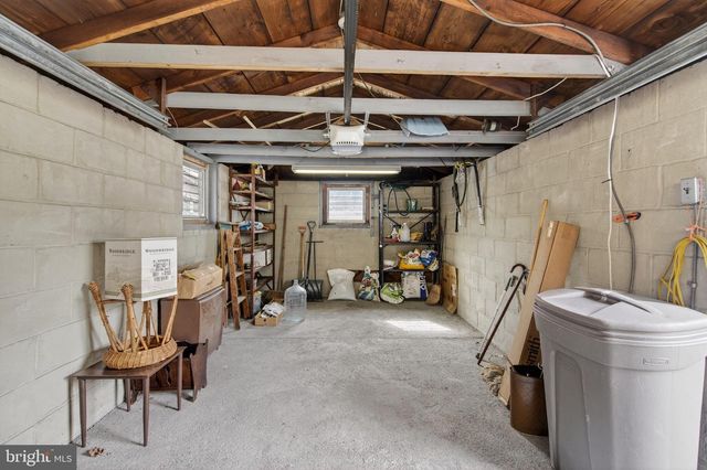 230 W HOWARD AVE, Coaldale, PA 18218