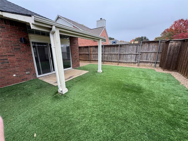 9821 Carmel Valley Drive, Frisco, TX 75035