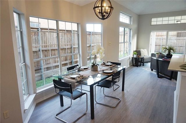 9821 Carmel Valley Drive, Frisco, TX 75035