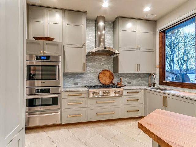 111 Lake Aluma Drive, Oklahoma City, OK 73121