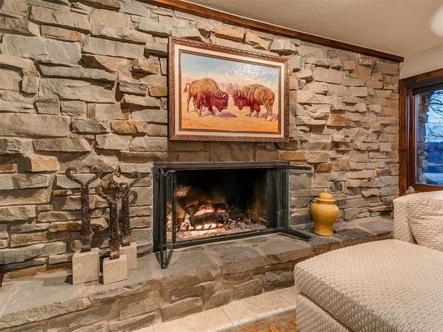 111 Lake Aluma Drive, Oklahoma City, OK 73121