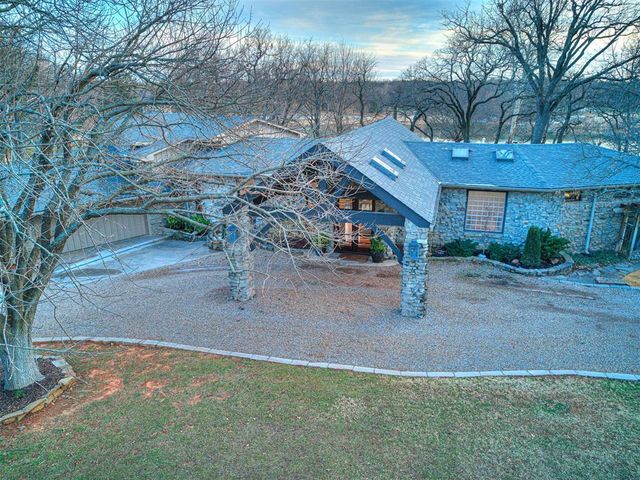 111 Lake Aluma Drive, Oklahoma City, OK 73121