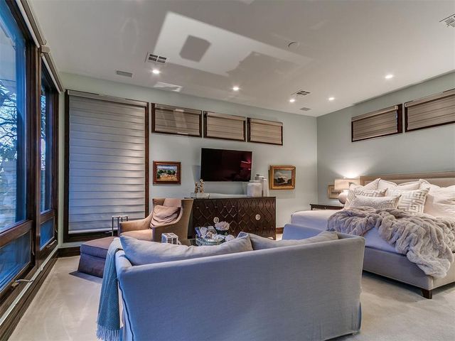 111 Lake Aluma Drive, Oklahoma City, OK 73121