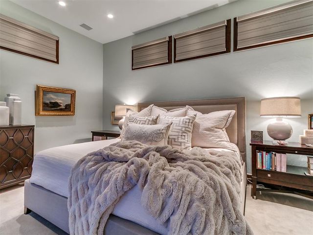 111 Lake Aluma Drive, Oklahoma City, OK 73121