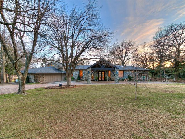 111 Lake Aluma Drive, Oklahoma City, OK 73121