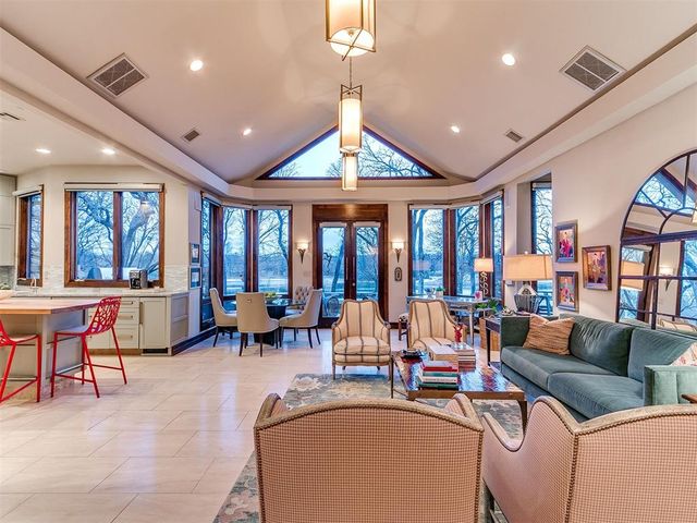 111 Lake Aluma Drive, Oklahoma City, OK 73121