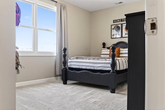 945 Rosenthal Drive 945 Rosenthal Drive, Troy, OH 45373