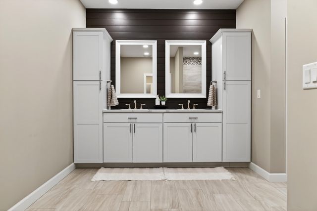 945 Rosenthal Drive 945 Rosenthal Drive, Troy, OH 45373