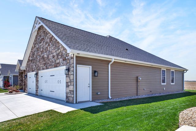 945 Rosenthal Drive 945 Rosenthal Drive, Troy, OH 45373