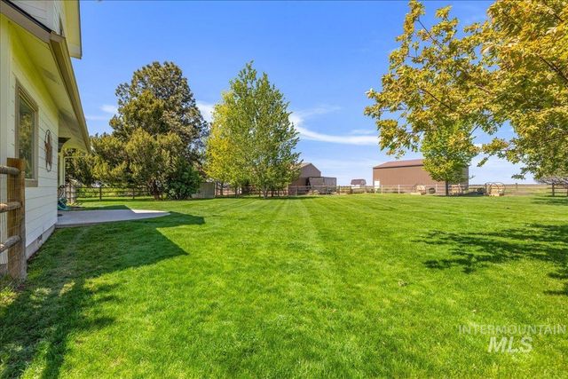18593 S Pleasant Valley Rd, Kuna, ID 83634