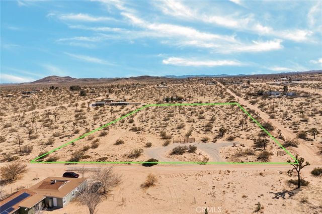 1225 Georges Lane, Landers, CA 92285