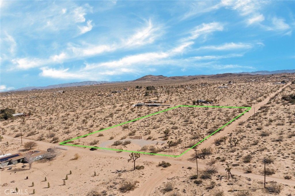 1225 Georges Lane, Landers, CA 92285