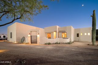 1127 E MAGELLAN Drive, New River, AZ 85087