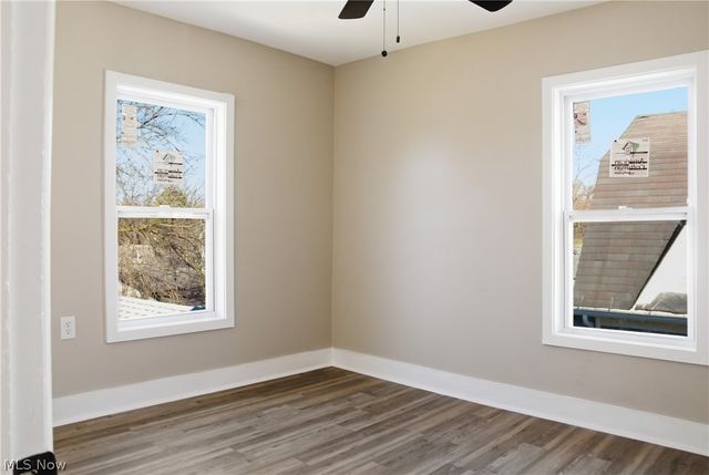 2016 Pointview Avenue, Youngstown, OH 44502