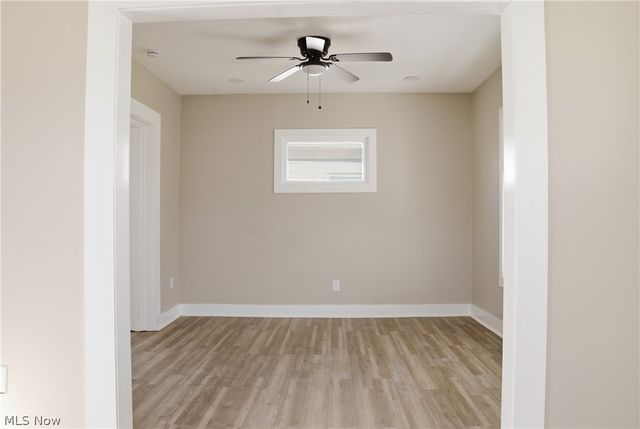 2016 Pointview Avenue, Youngstown, OH 44502