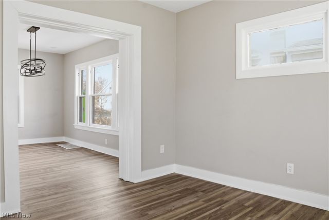 2016 Pointview Avenue, Youngstown, OH 44502