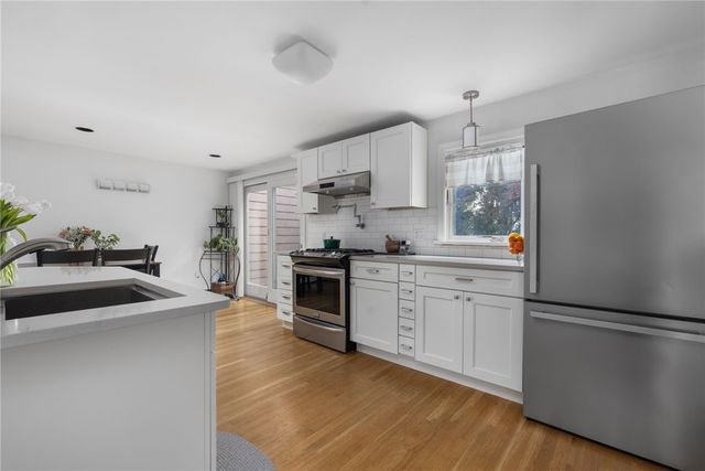 87 Frontier Road, Warwick, RI 02889