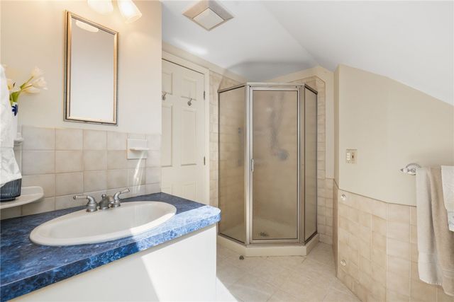 87 Frontier Road, Warwick, RI 02889