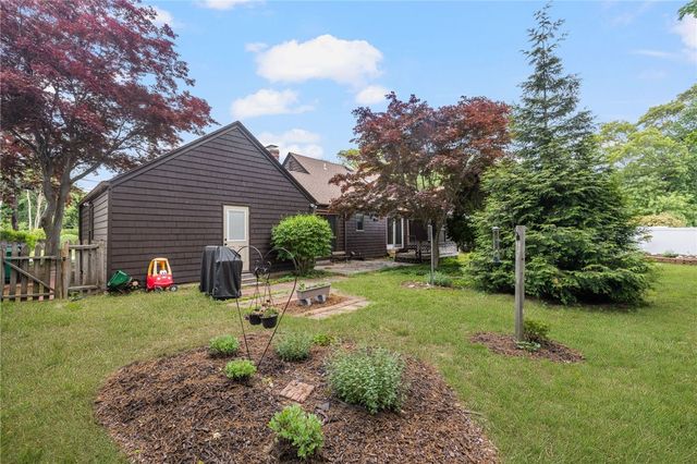 87 Frontier Road, Warwick, RI 02889