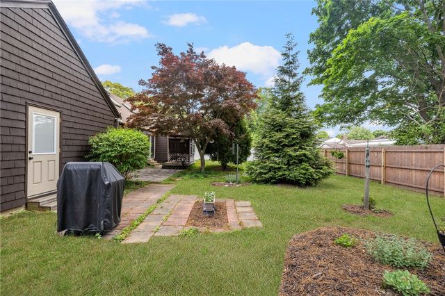 87 Frontier Road, Warwick, RI 02889
