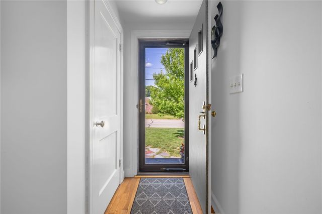 87 Frontier Road, Warwick, RI 02889