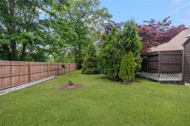 87 Frontier Road, Warwick, RI 02889
