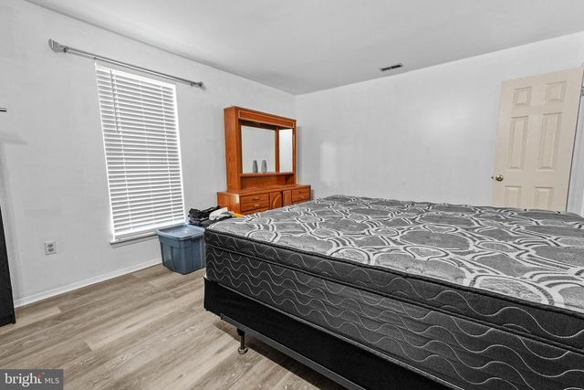 138 HUNTLEY DR, Harrisburg, PA 17112