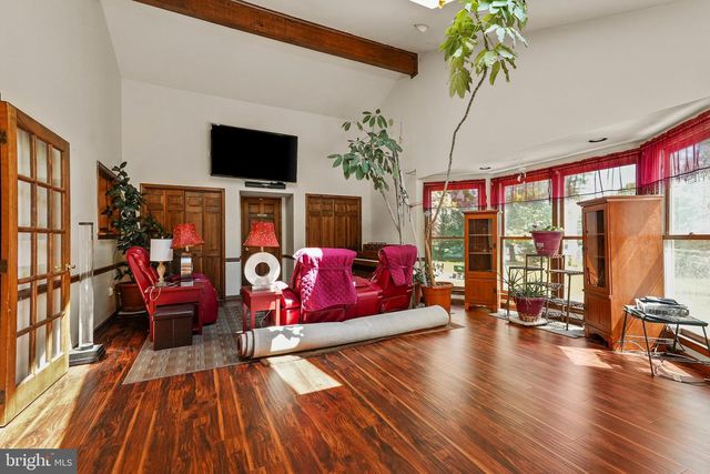 138 HUNTLEY DR, Harrisburg, PA 17112