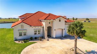 72 Cabernet Court, Port O'connor, TX 77982