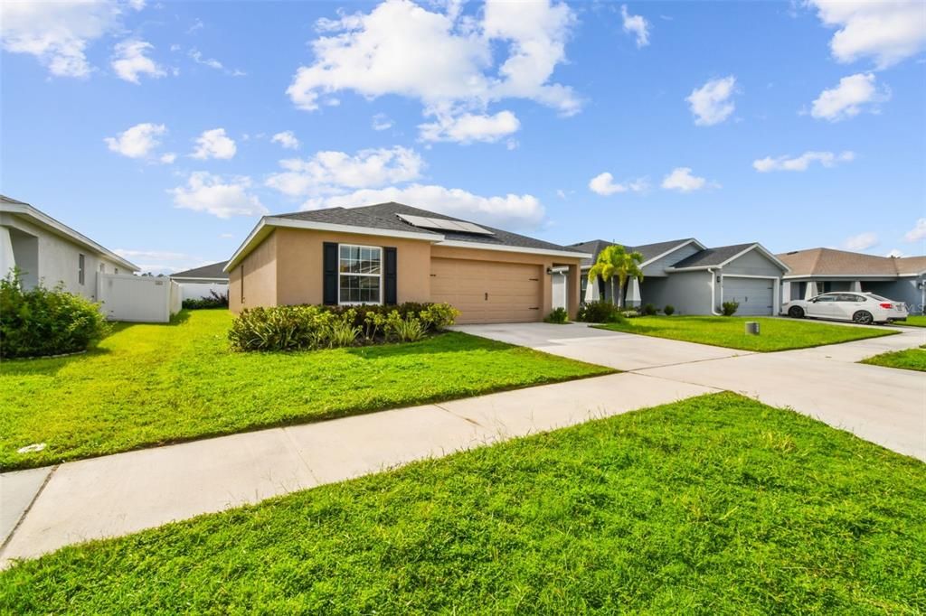 6977 ABBYWOOD LANE, Zephyrhills, FL 33541
