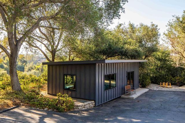 10010 Shadow Rd, La Mesa, CA 91941