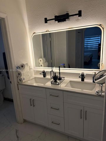 19064 SW 319th St, Homestead, FL 33030