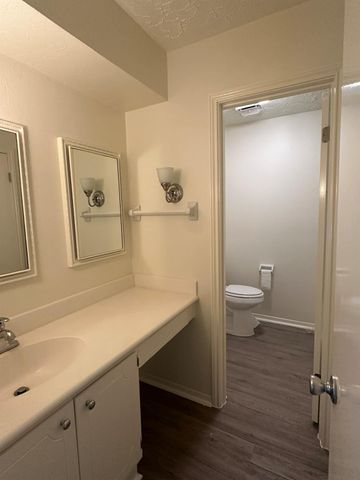11719 Scottsdale Drive, Meadows Place, TX 77477