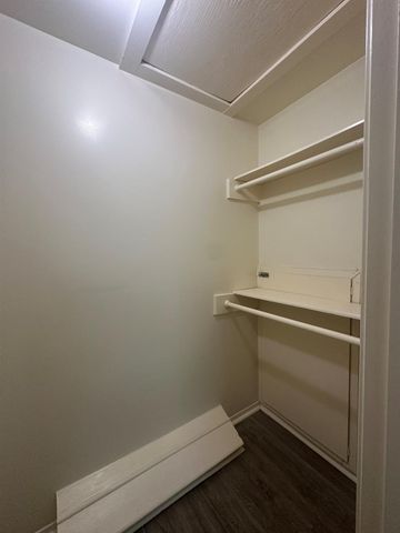 11719 Scottsdale Drive, Meadows Place, TX 77477