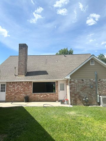 11719 Scottsdale Drive, Meadows Place, TX 77477