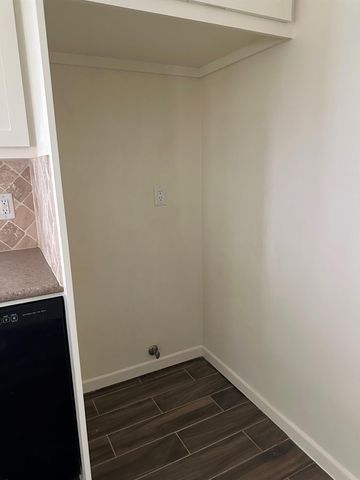 11719 Scottsdale Drive, Meadows Place, TX 77477