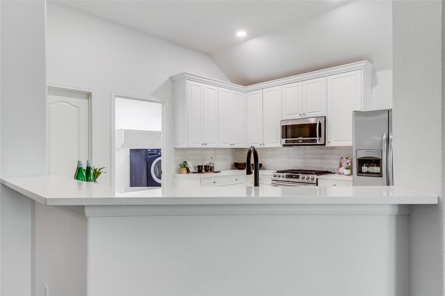 2104 Westfalian TRL, Austin, TX 78732