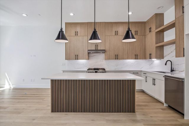 734 Curtin Street, Houston, TX 77018