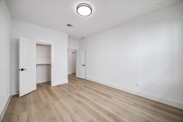 734 Curtin Street, Houston, TX 77018