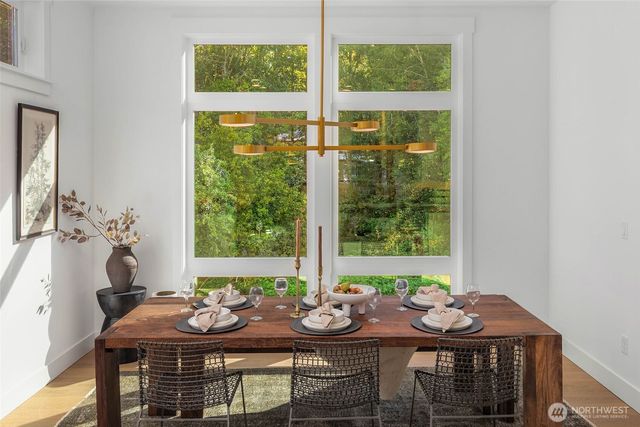 21049 SE 80th Street, Issaquah, WA 98027