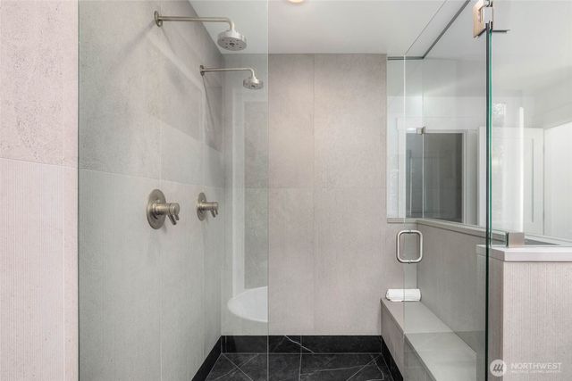 21049 SE 80th Street, Issaquah, WA 98027