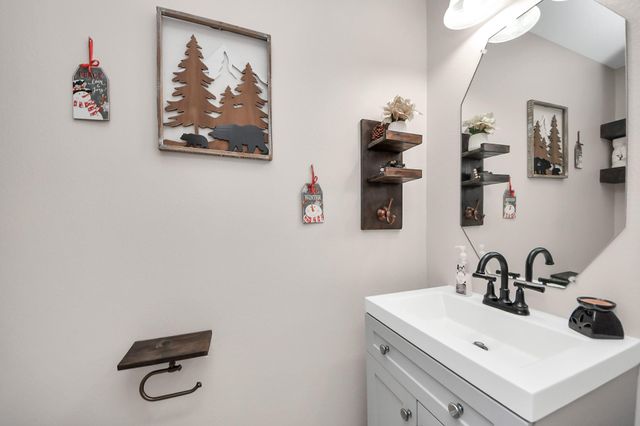 515 Spindle Ridge Drive, Spring, TX 77386